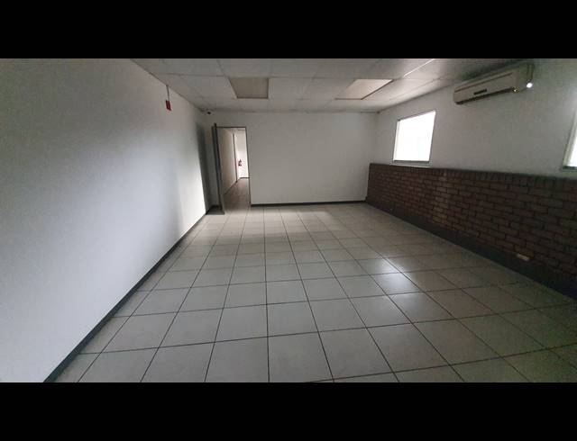 2,058M² WAREHOUSE TO LET IN CITY DEEP